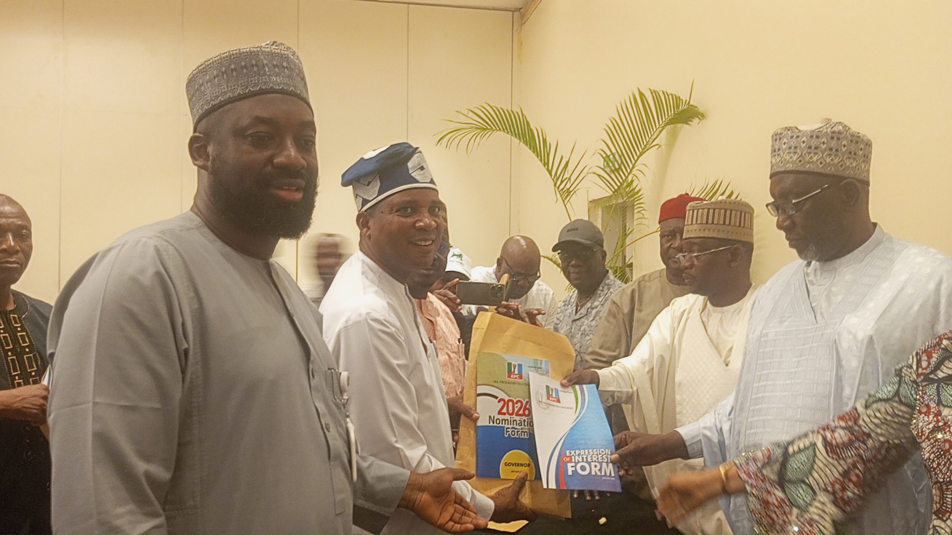 Dr. Mathias Byuan officially submits his nomination and expression of interest form to contest in the Benue State governorship race for 2027